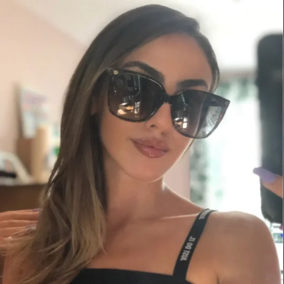 Authentic Gucci Sunglasses - Picture 7 of 7